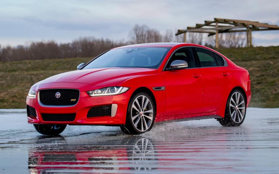 Jaguar XE 300 Sport (WW) '2018